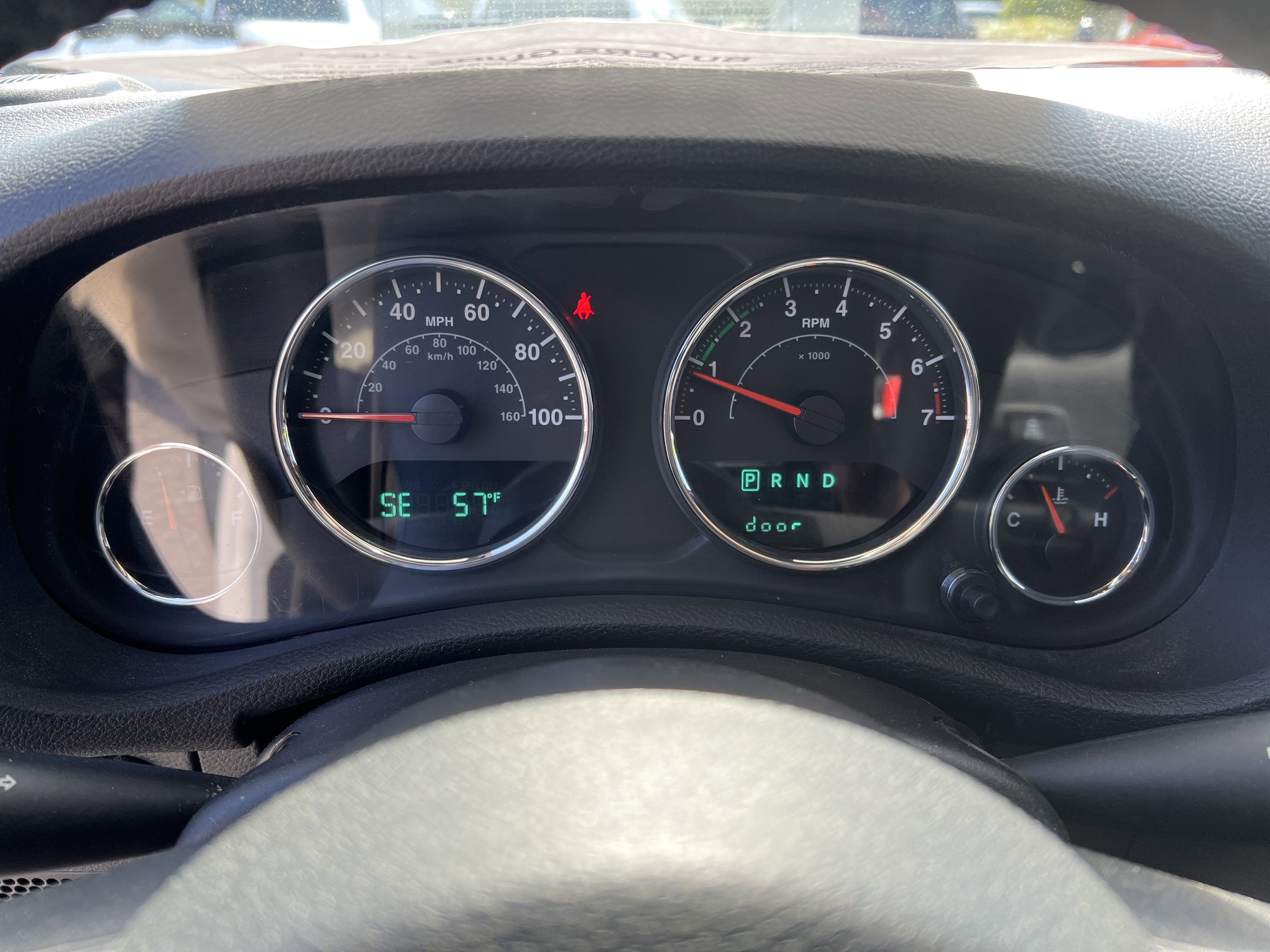 Used 2018 Jeep Wrangler Rubicon w/ Power Convenience Group image 11