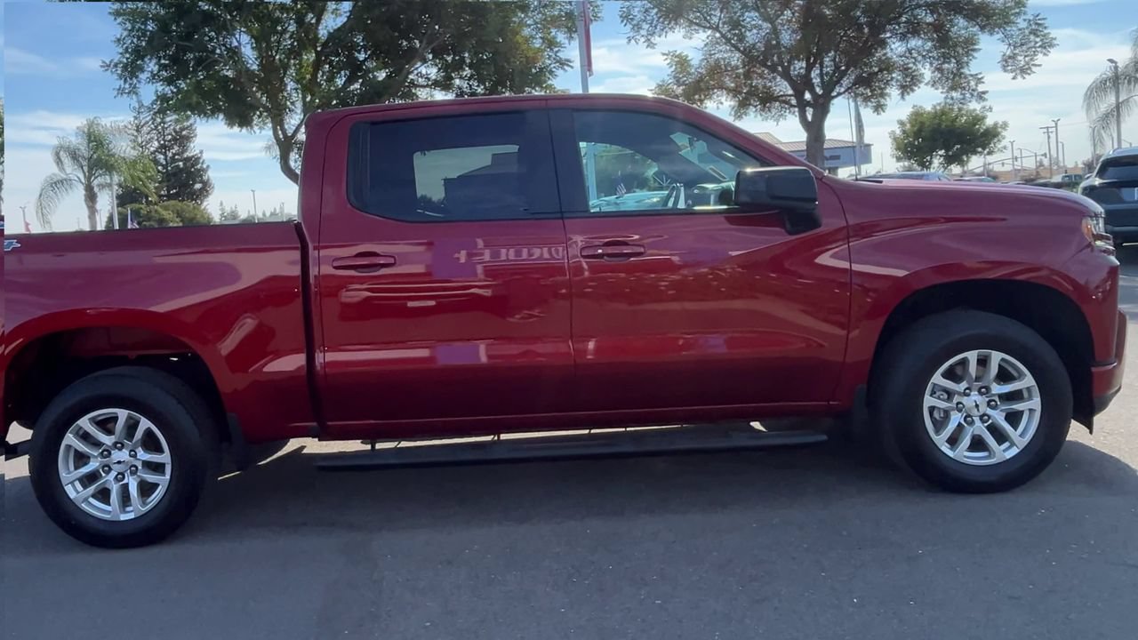 Used 2021 Chevrolet Silverado 1500 RST w/ LPO, Dark Essentials Package AWD/4WD image 8