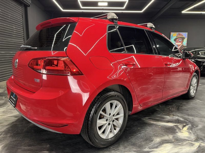 Used 2017 Volkswagen Golf S FWD image 5