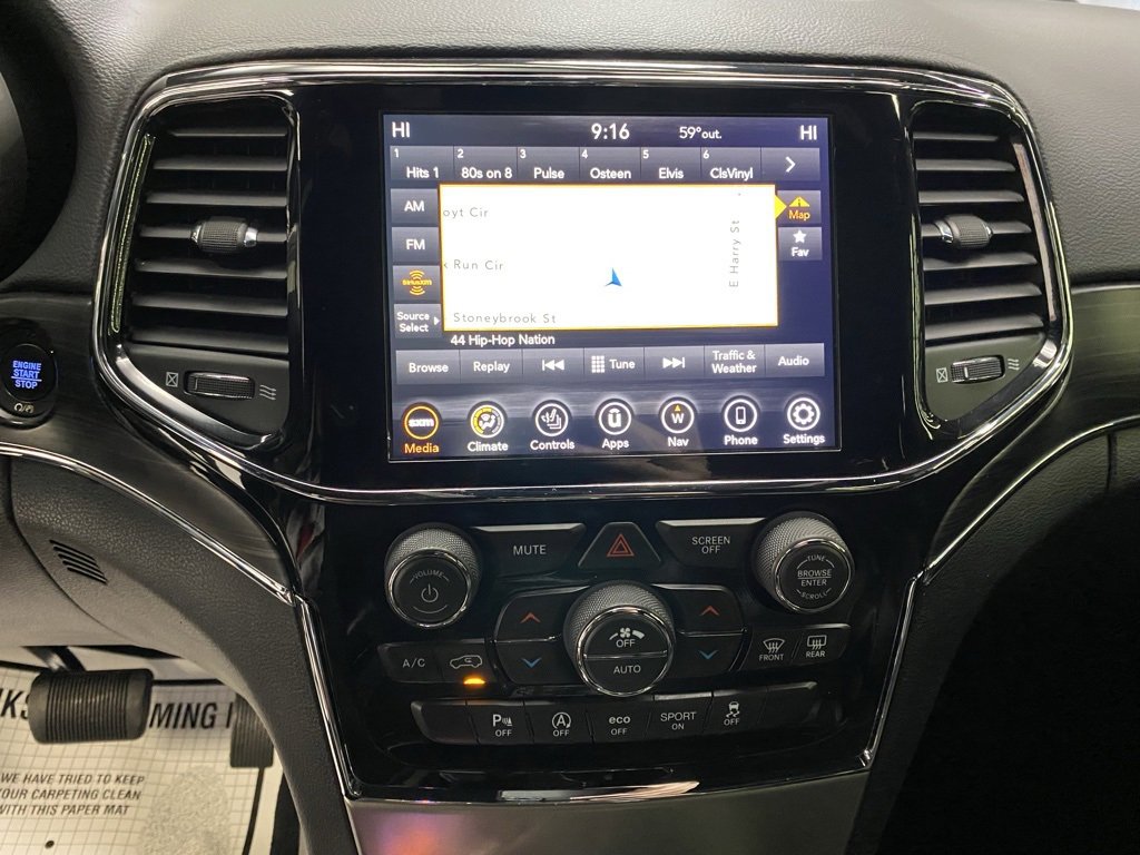 Used 2020 Jeep Grand Cherokee Limited image 27