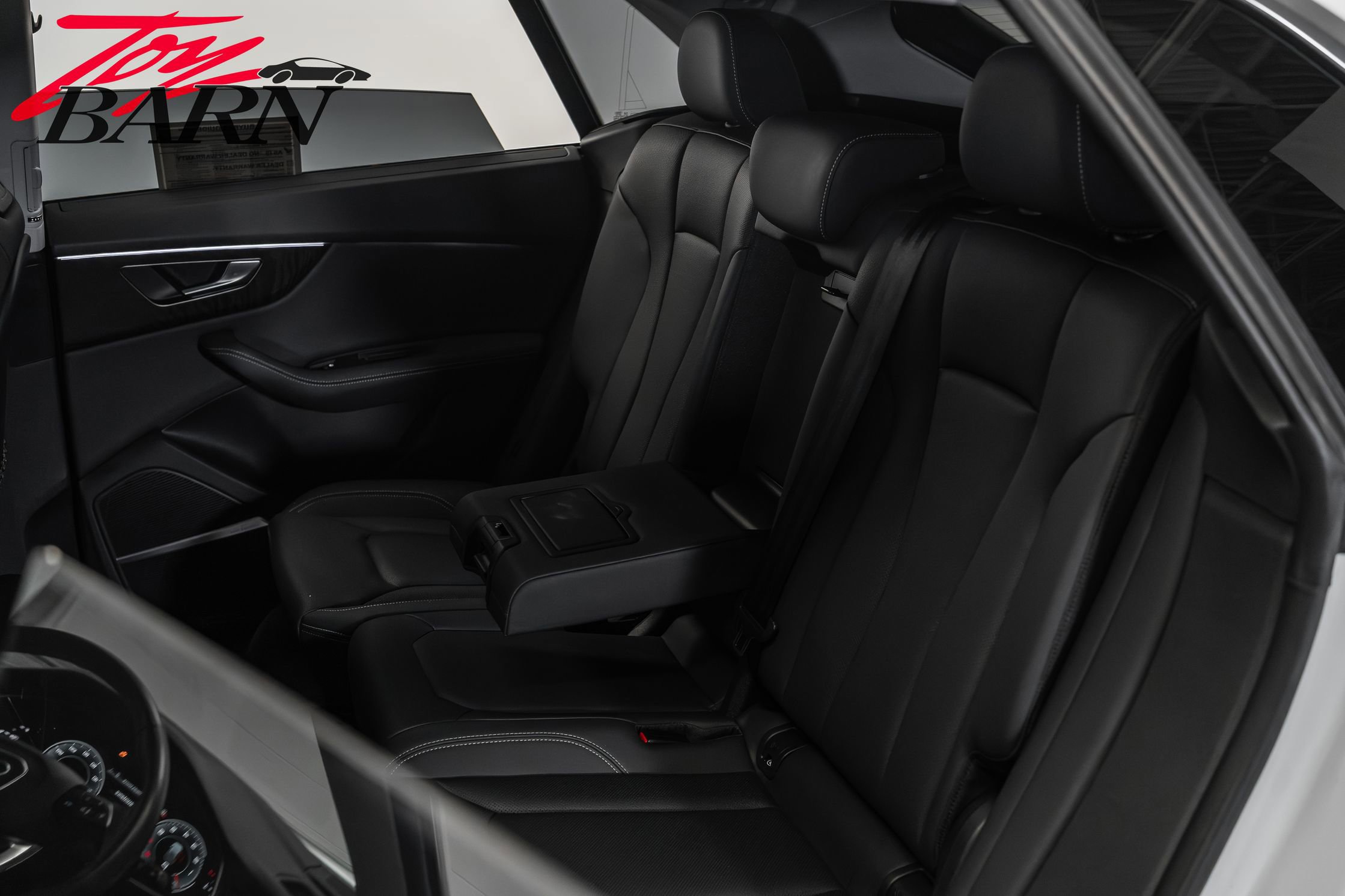 Used 2023 Audi Q8 Prestige image 41