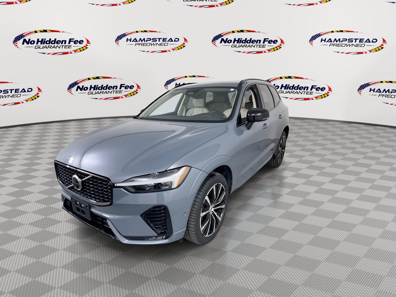 Used 2023 Volvo XC60 B5 Plus AWD/4WD image 5