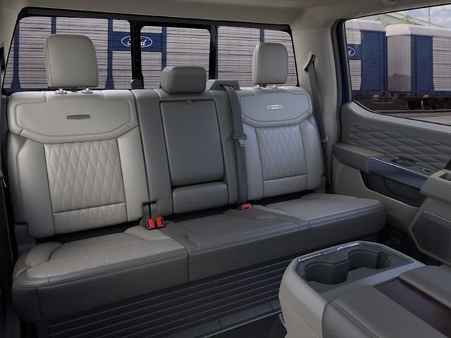 New 2026 Ford F250 Platinum w/ Platinum Plus Package AWD/4WD image 11