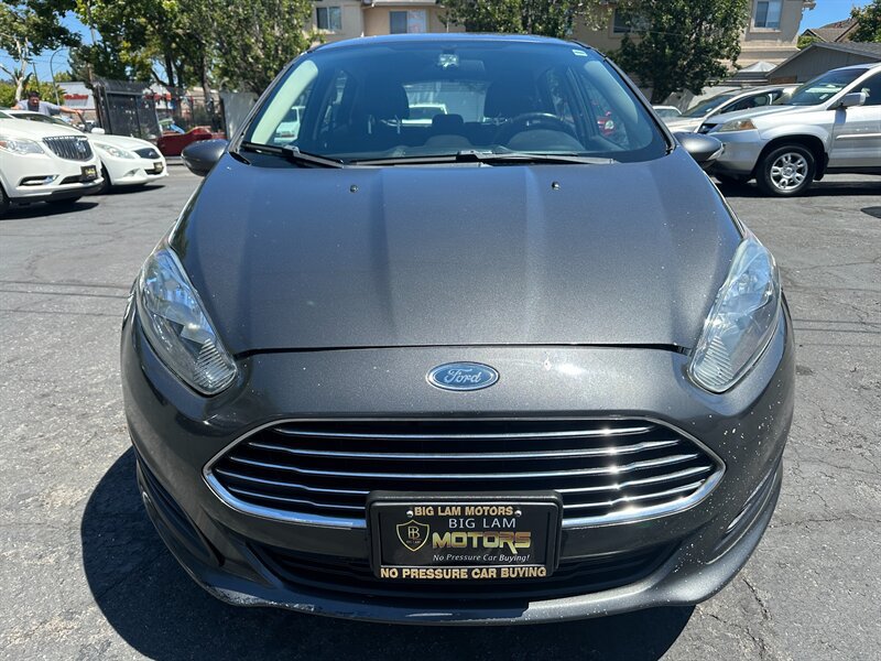 Used 2016 Ford Fiesta SE FWD image 2