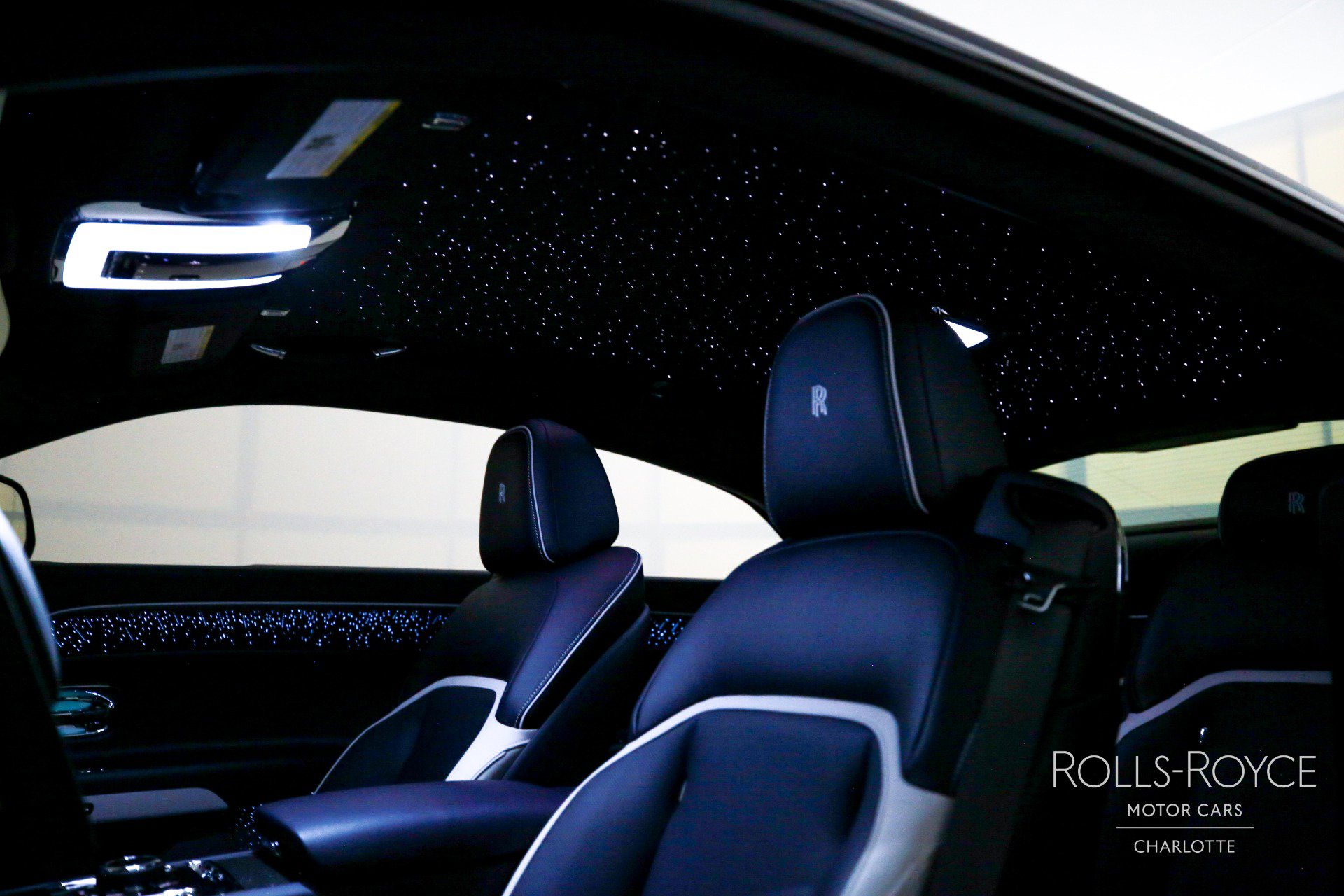 New 2026 Rolls-Royce Spectre Black Badge image 32