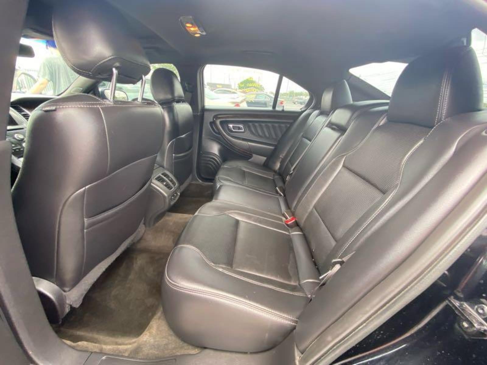 Used 2018 Ford Taurus Limited FWD image 13