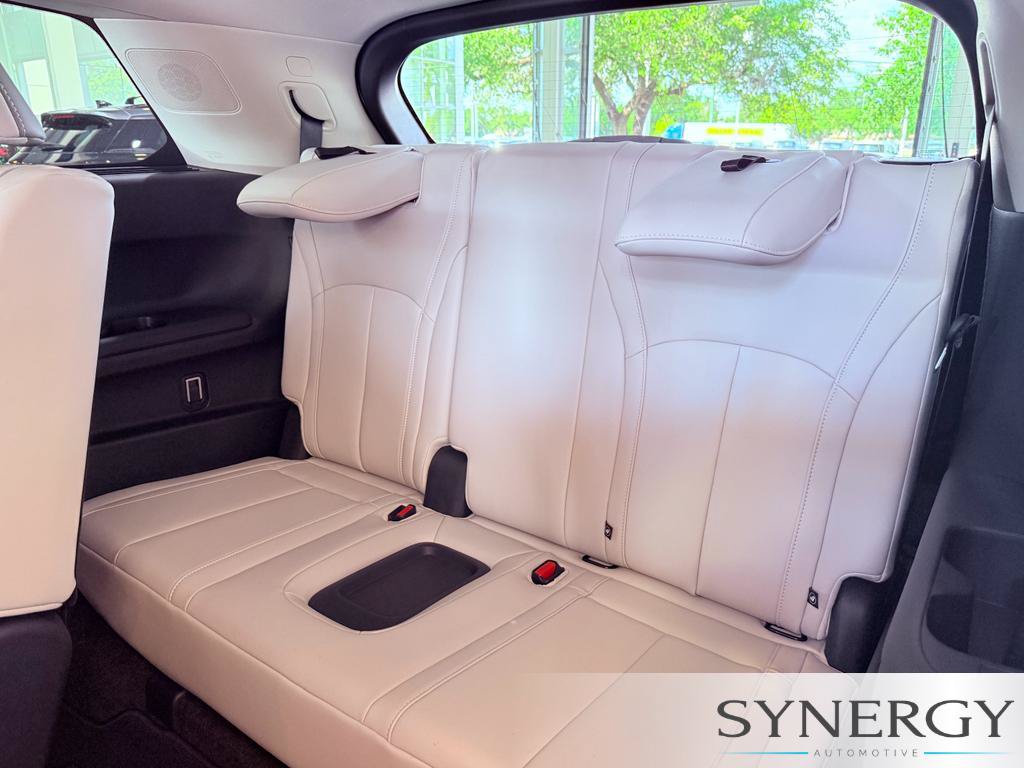 New 2027 INFINITI QX60 Pure w/ Cargo Package FWD image 30