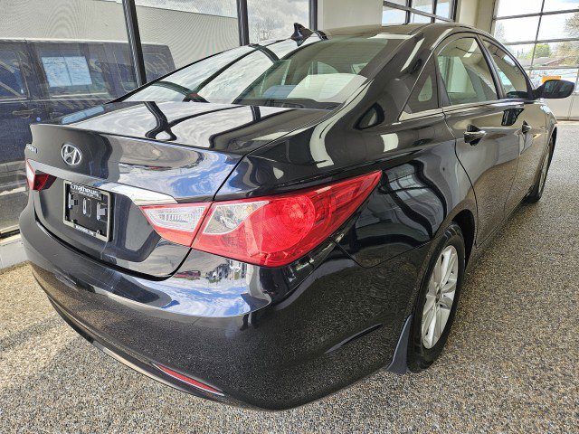 Used 2013 Hyundai Sonata GLS w/ Popular Equipment Pkg FWD image 2