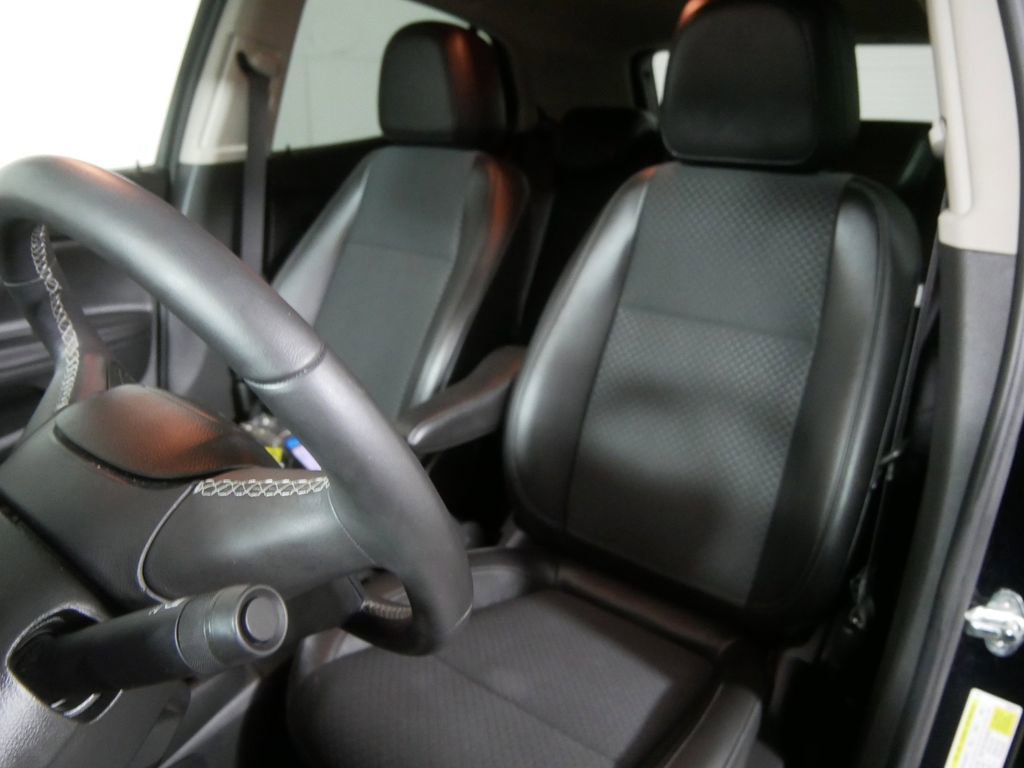 Used 2022 Buick Encore Preferred w/ Safety Package FWD image 14