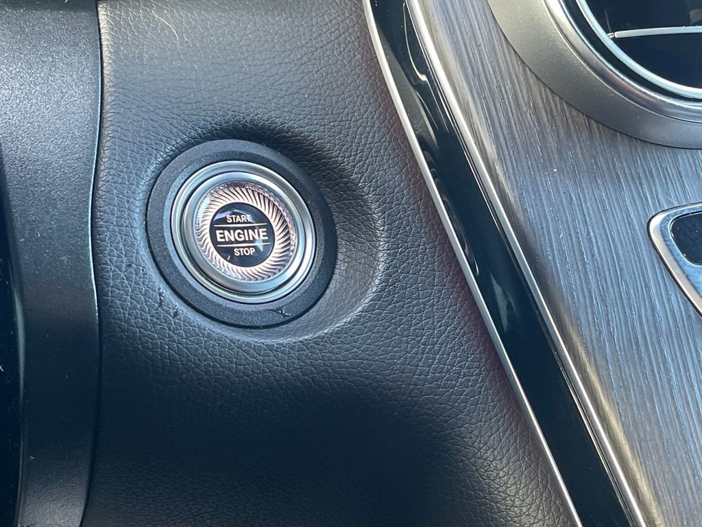 Used 2022 Mercedes-Benz GLC 300 4MATIC image 22