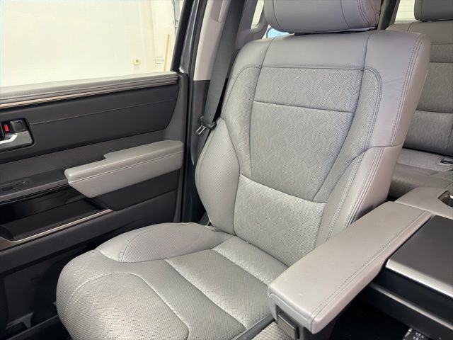 Used 2024 Toyota Sequoia Limited w/ TRD Off-Road Package AWD/4WD image 18
