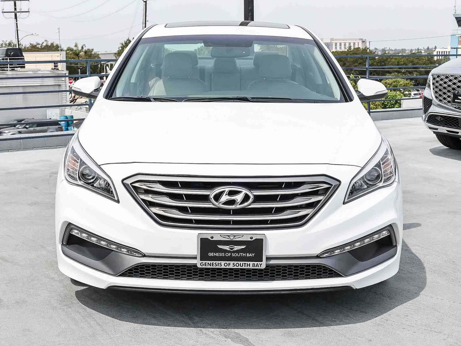 Used 2017 Hyundai Sonata Limited image 2