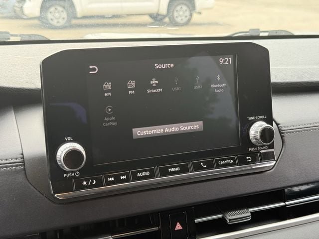 Used 2023 Mitsubishi Outlander ES AWD/4WD image 18