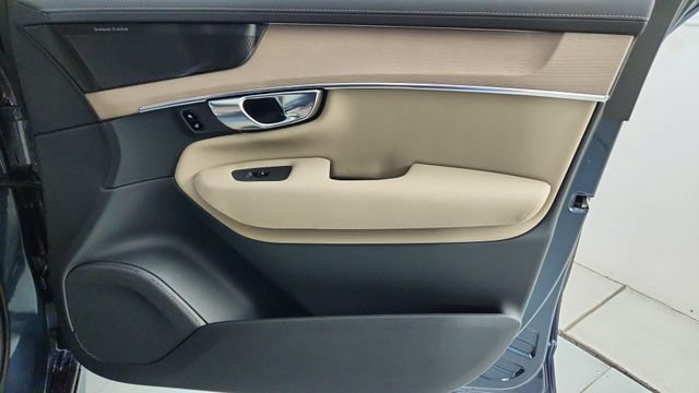 New 2026 Volvo XC90 B6 Plus w/ Protection Package AWD/4WD image 40