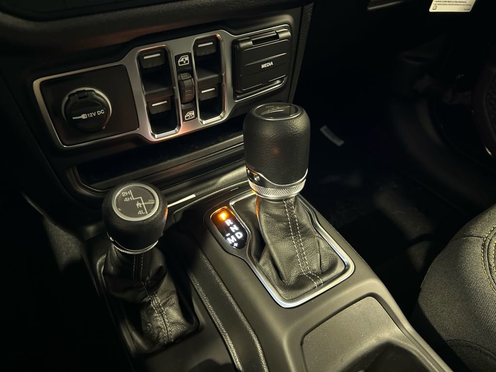 New 2026 Jeep Gladiator Sport image 25