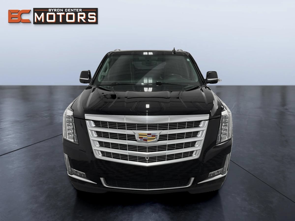 Used 2020 Cadillac Escalade ESV 4WD w/ LPO, Radiant Package image 8