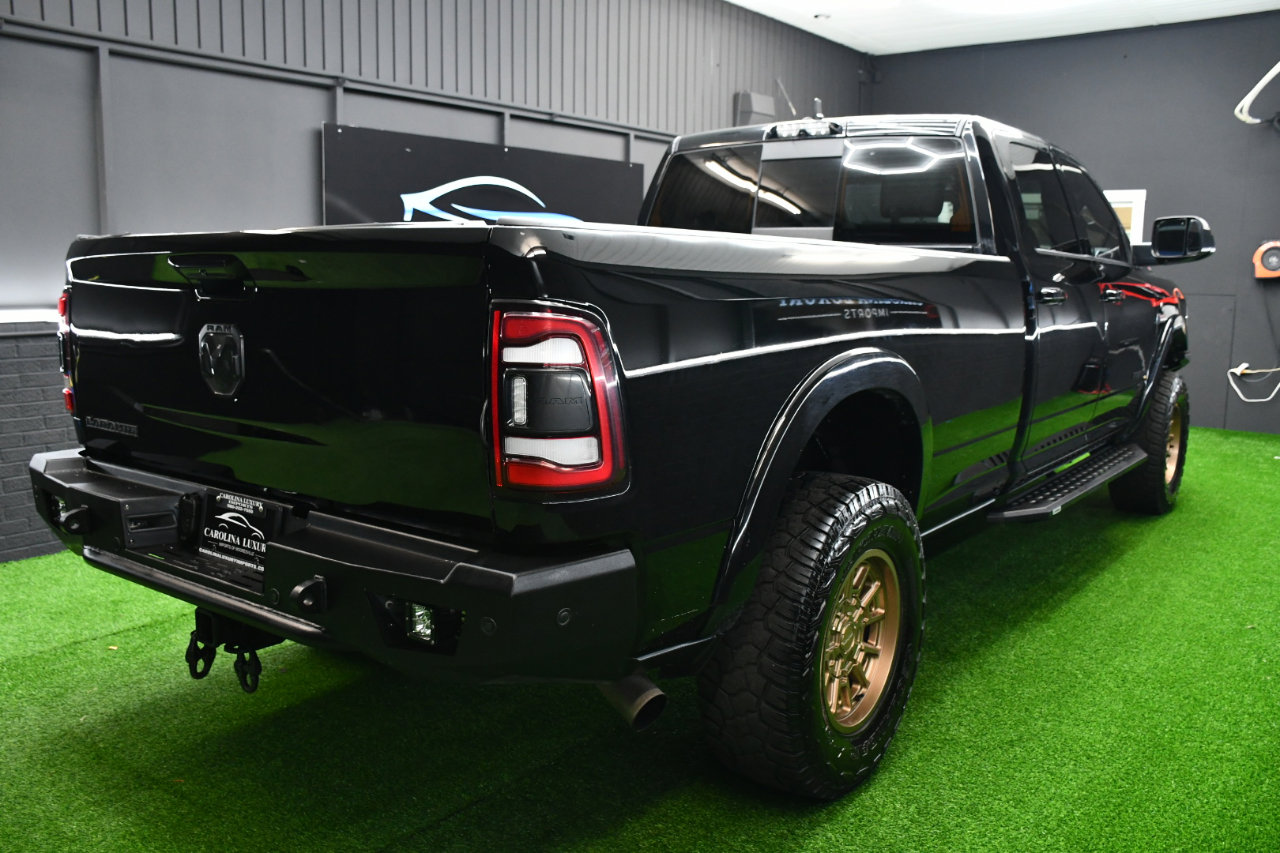 Used 2019 RAM 3500 Laramie w/ Black Appearance Package image 6