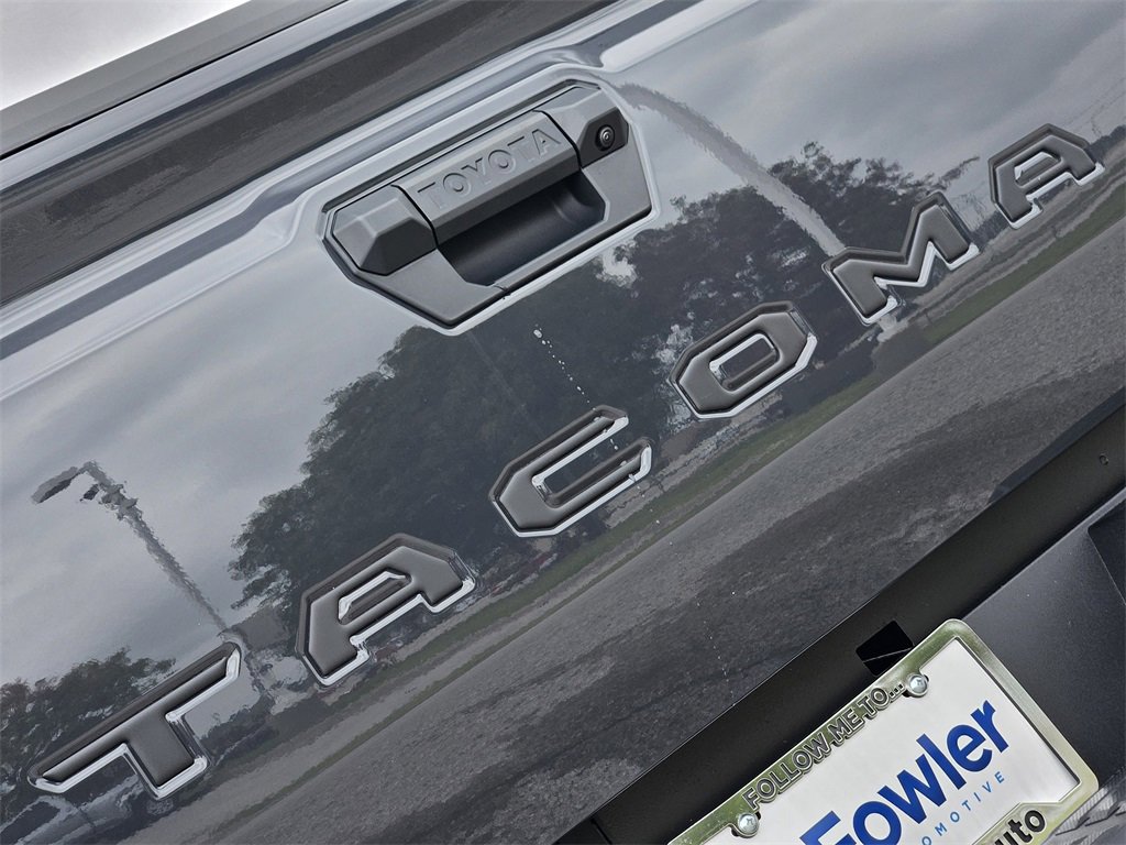 New 2025 Toyota Tacoma SR5 w/ Blackout Package (GST) image 7