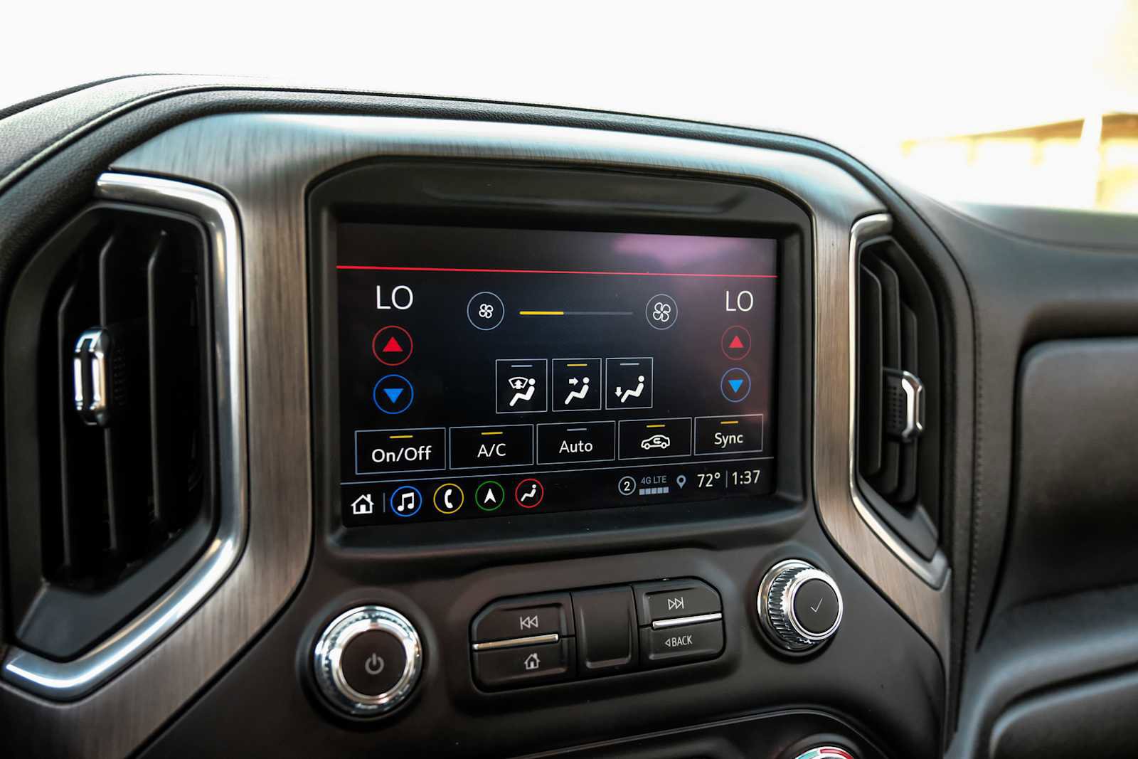 Used 2023 GMC Sierra 2500 Denali w/ Denali Ultimate Package image 33