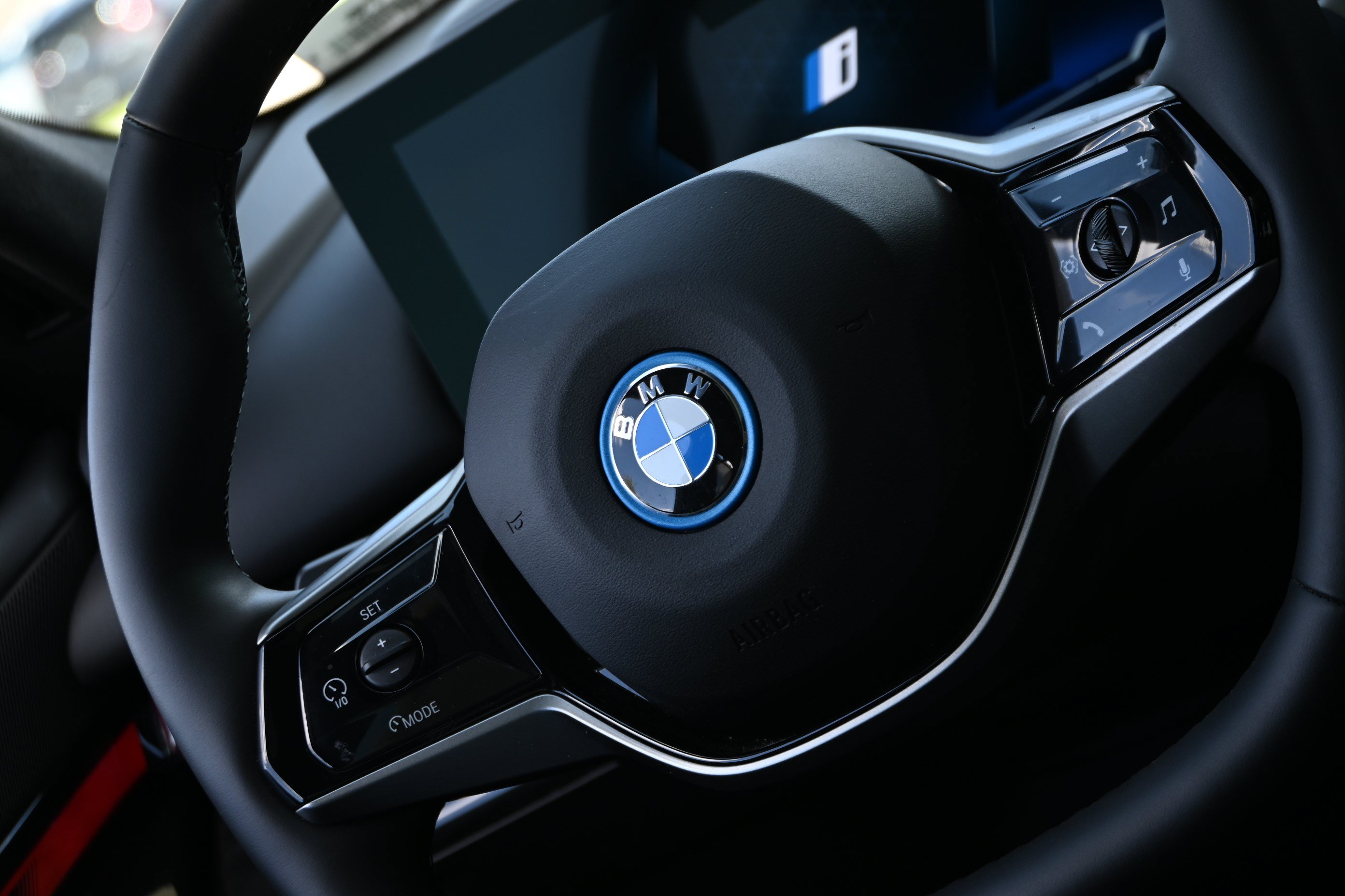 Used 2026 BMW i5 eDrive40 w/ Executive Package AWD/4WD image 24