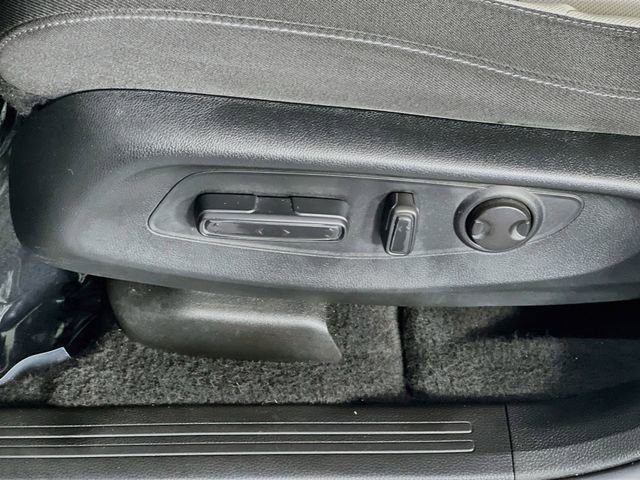 Used 2023 Honda CR-V EX image 13