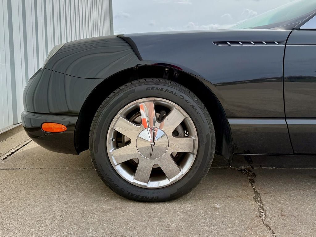 Used 2002 Ford Thunderbird RWD image 28