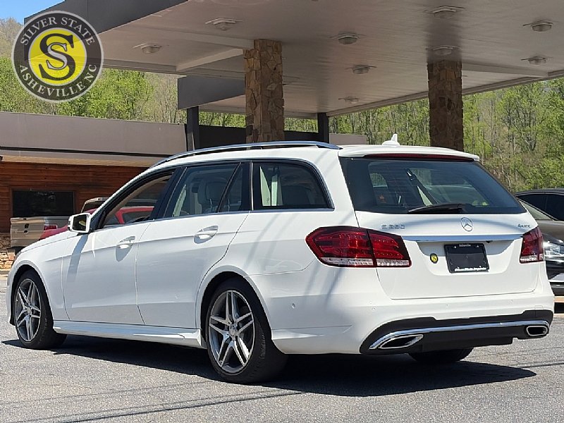 Used 2016 Mercedes-Benz E 350 4MATIC Wagon w/ Premium Package image 4