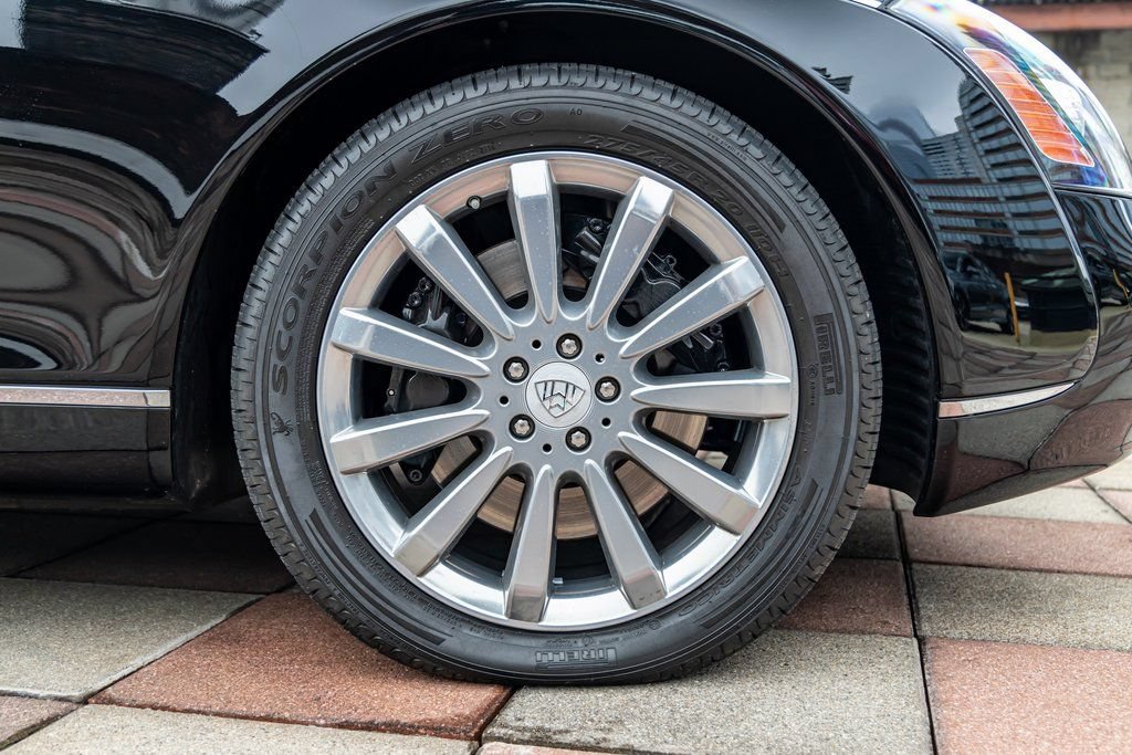 Used 2009 Maybach 62 S RWD image 55