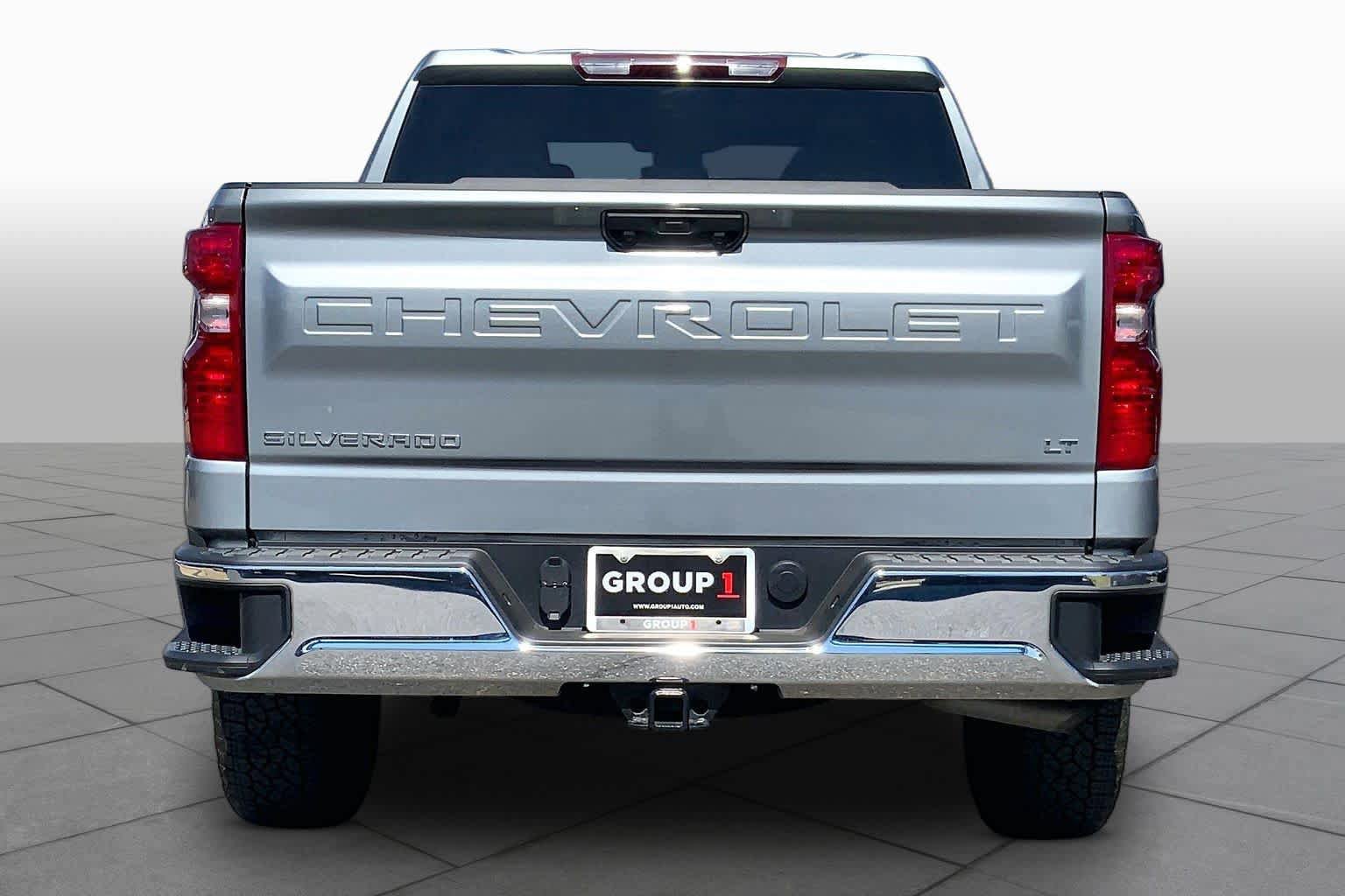 Used 2024 Chevrolet Silverado 1500 LT AWD/4WD image 5