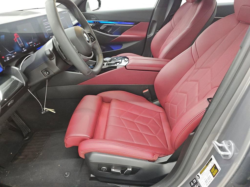 Used 2026 BMW 540i xDrive image 9