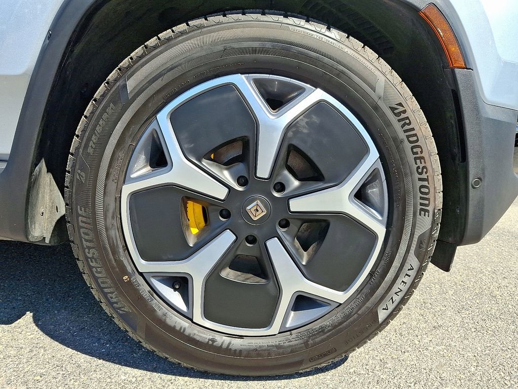 Used 2024 Rivian R1S Adventure AWD/4WD image 8