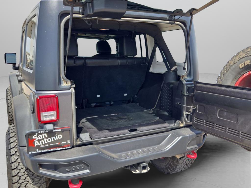 Used 2016 Jeep Wrangler Unlimited Rubicon image 21