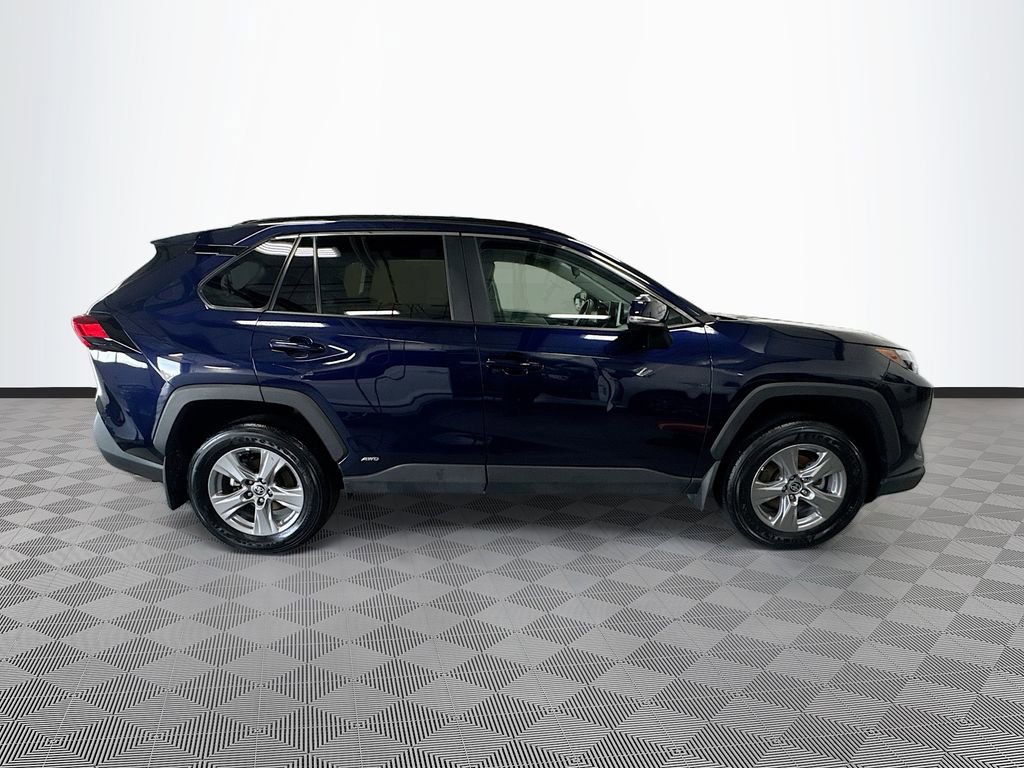 Used 2024 Toyota RAV4 XLE AWD/4WD image 35