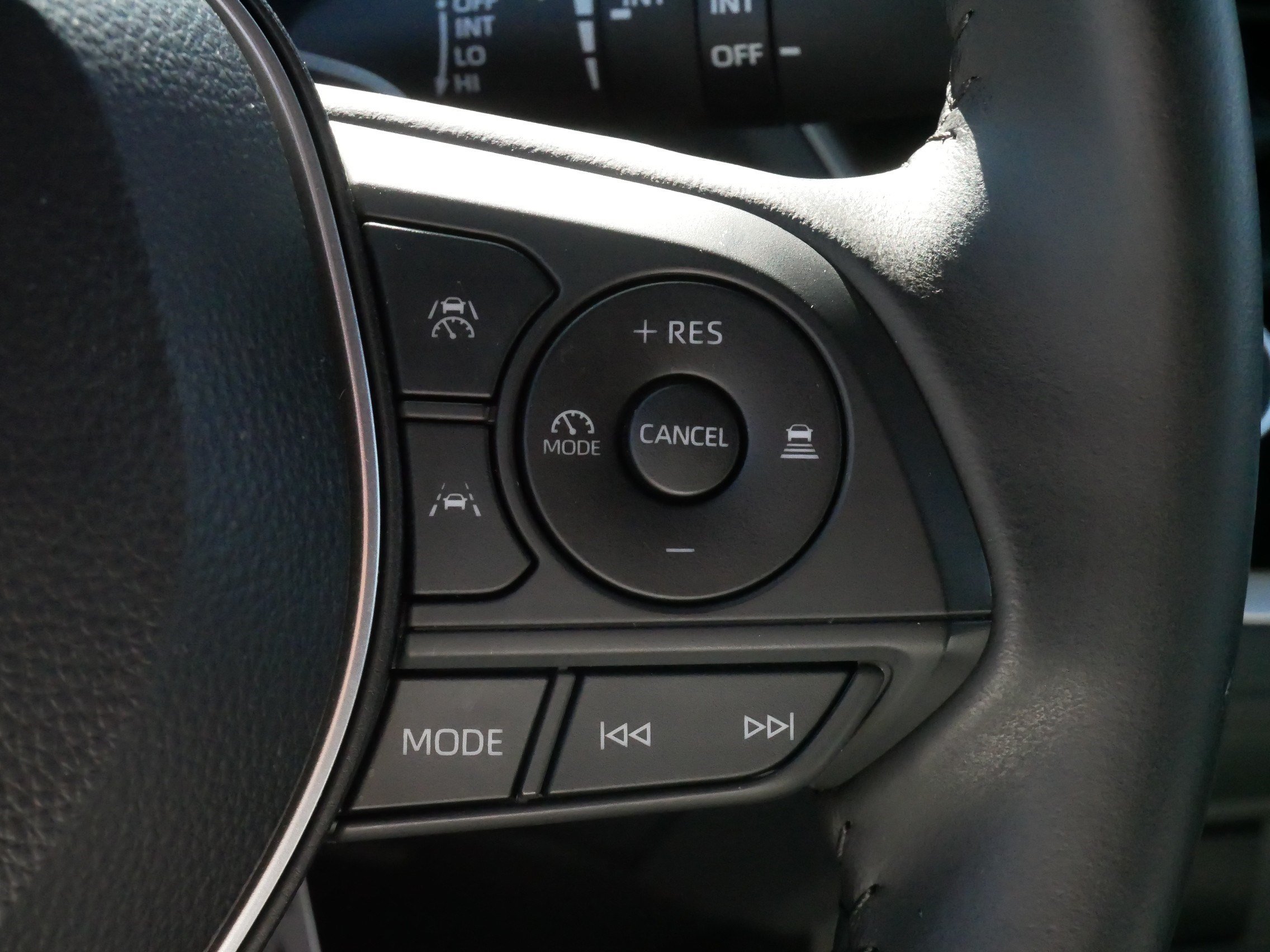 Certified 2024 Toyota Corolla Cross AWD Hybrid image 25
