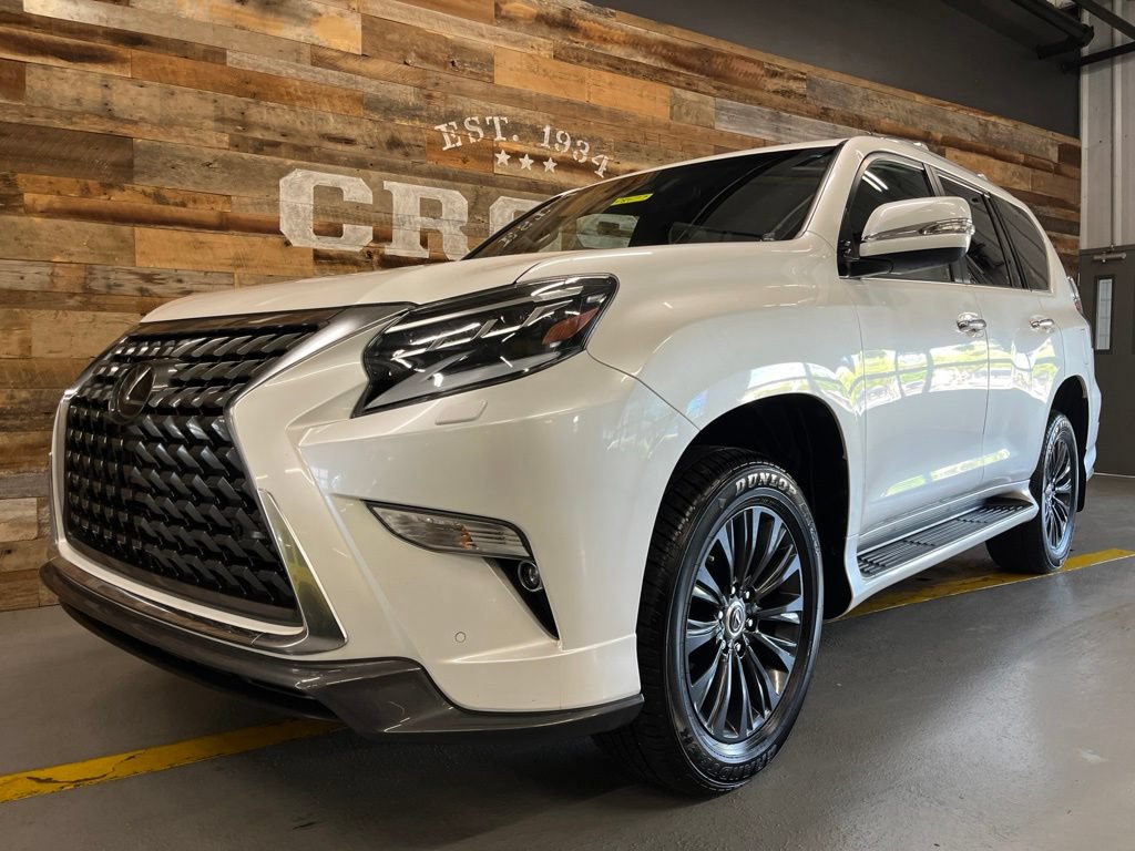 Used 2023 Lexus GX 460 Premium w/ Accessory Package AWD/4WD image 13