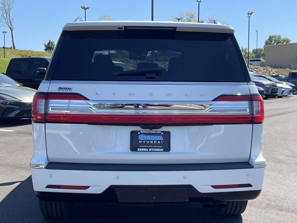 Used 2020 Lincoln Navigator Reserve w/ Equipment Group 208A Reserve AWD/4WD image 4