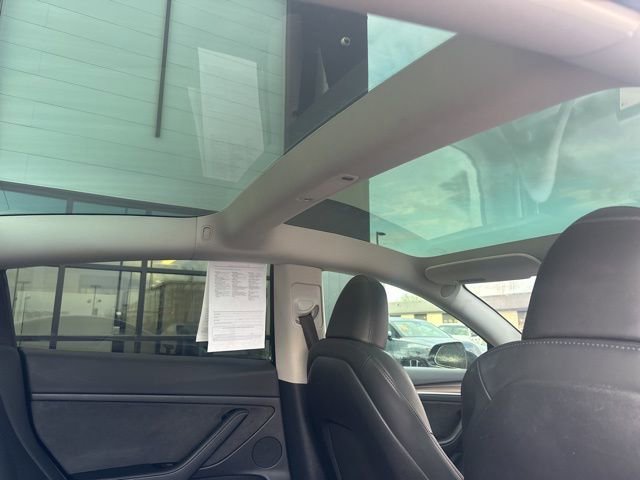 Used 2023 Tesla Model 3 Performance image 21