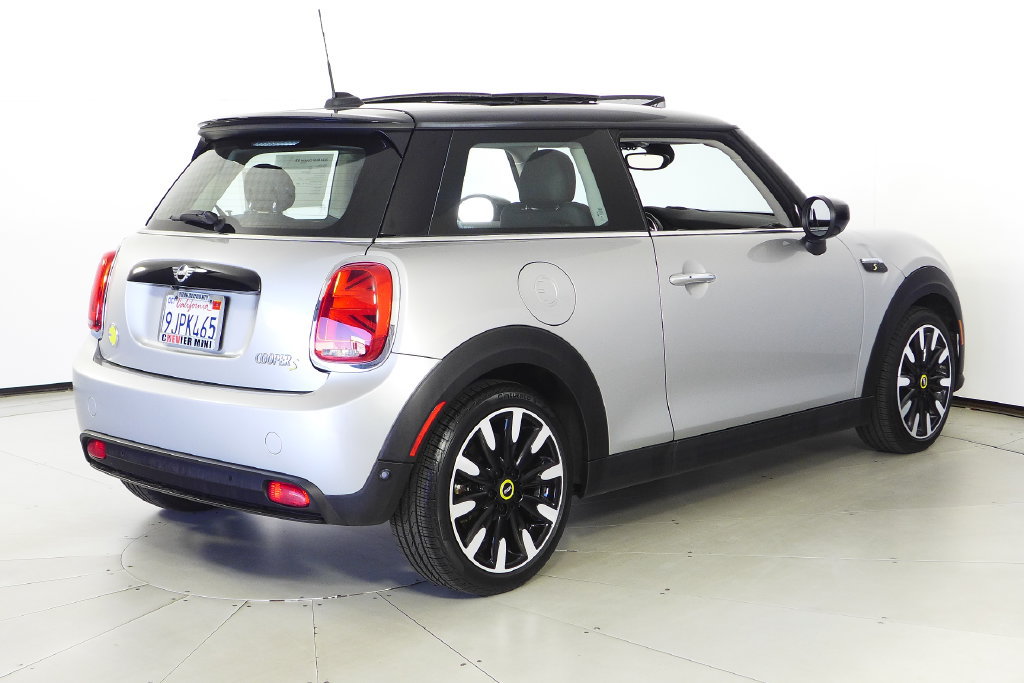Certified 2024 MINI Cooper SE FWD image 7