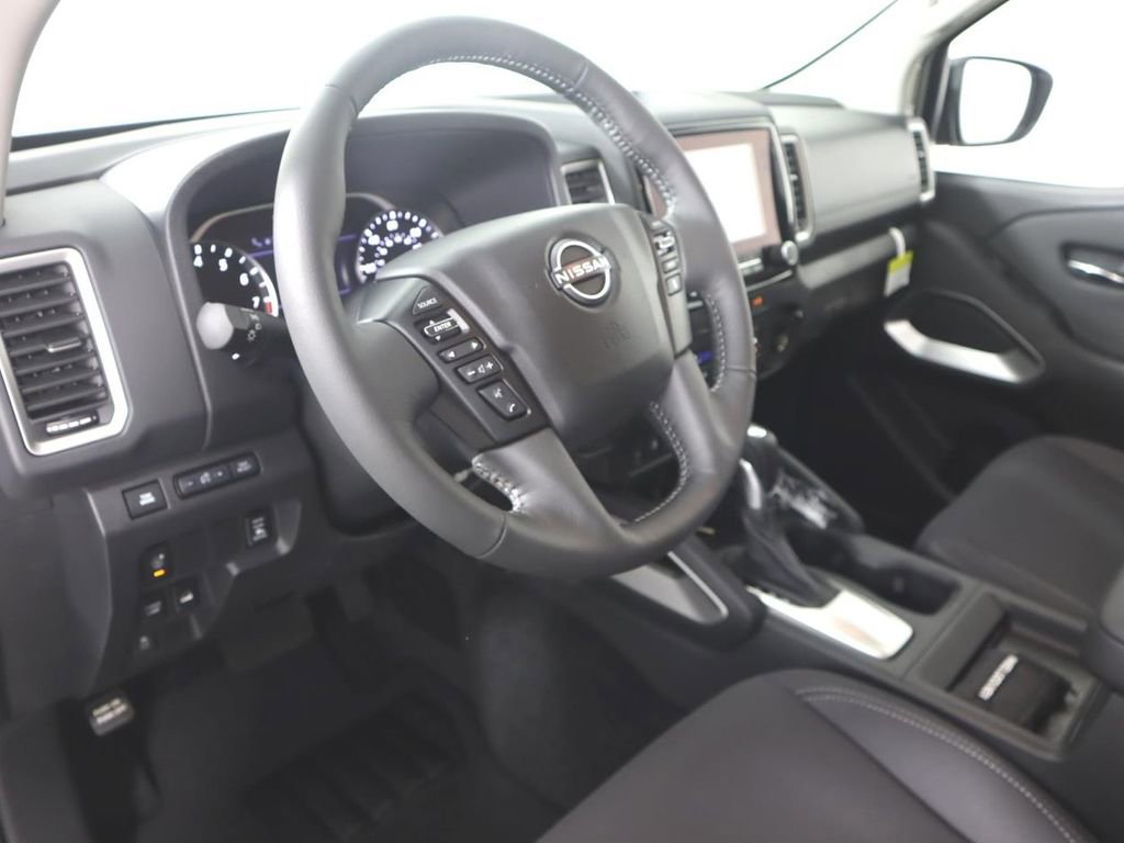 Certified 2024 Nissan Frontier SV w/ SV Convenience Package image 13