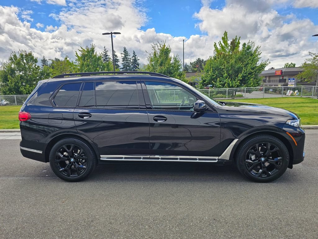 Used 2022 BMW X7 xDrive40i w/ Premium Package AWD/4WD image 6