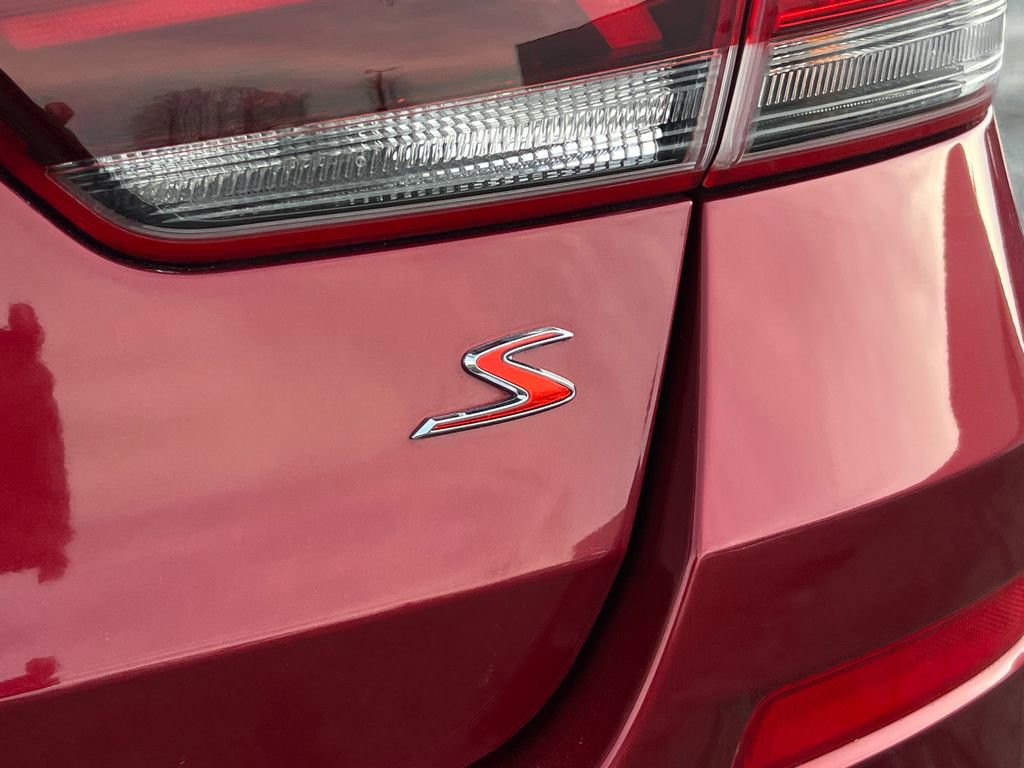 Used 2019 Kia Optima S w/ S Panoramic Sunroof Package image 7