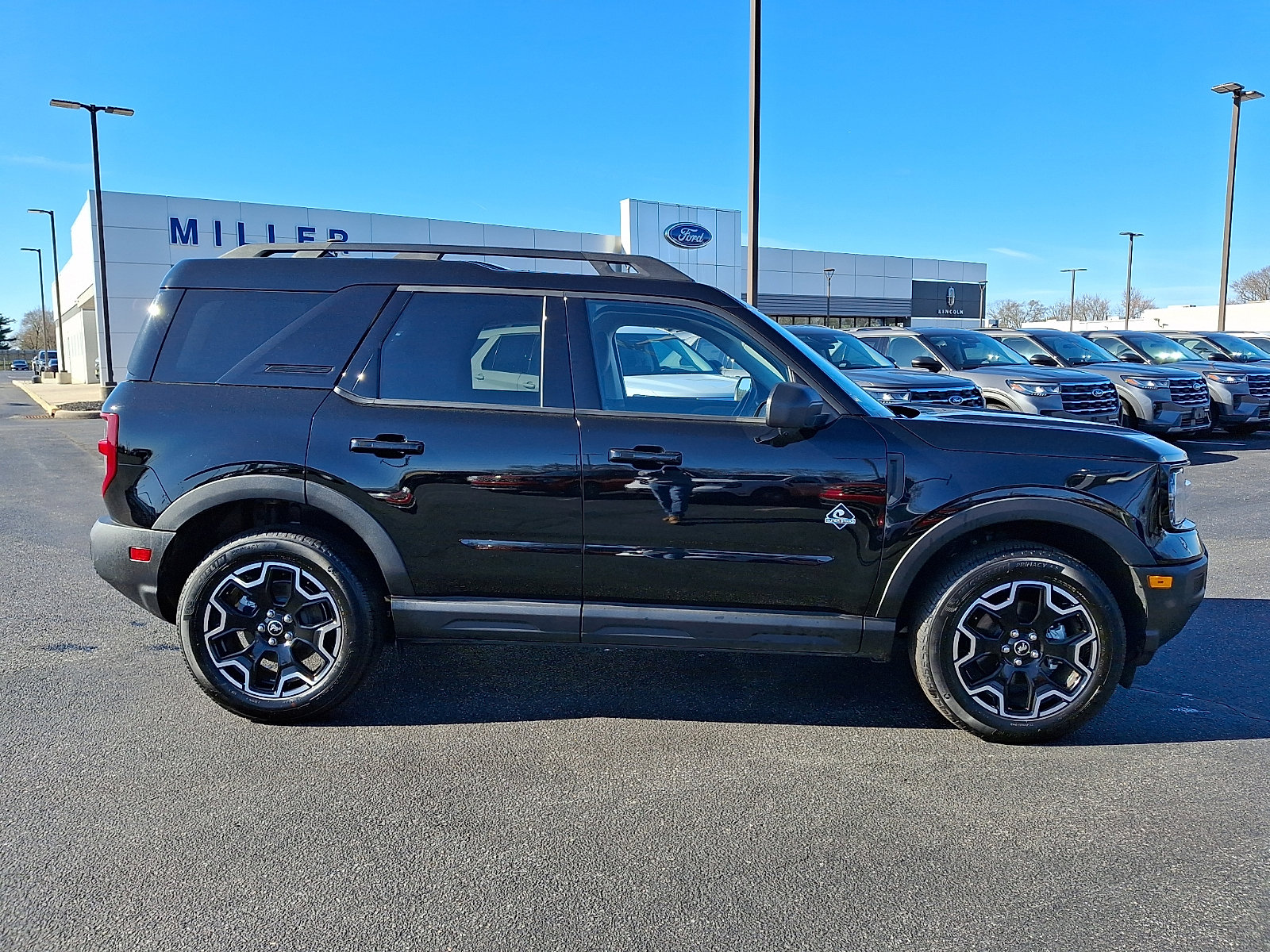 Used 2025 Ford Bronco Sport Outer Banks w/ Outer Banks Tech Package+ image 7