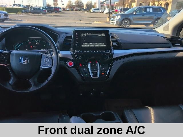 Used 2023 Honda Odyssey Touring image 4