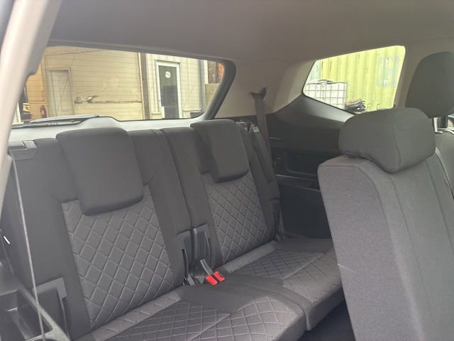 Used 2018 Volkswagen Atlas Launch Edition FWD image 16
