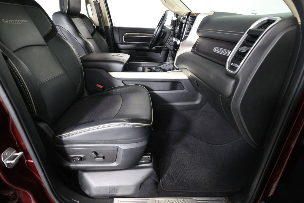 Used 2021 RAM 3500 Laramie image 27