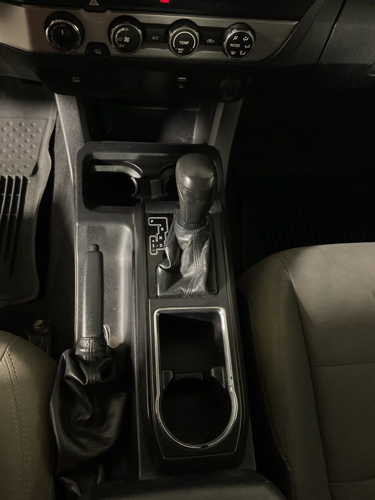 Used 2019 Toyota Tacoma SR image 26