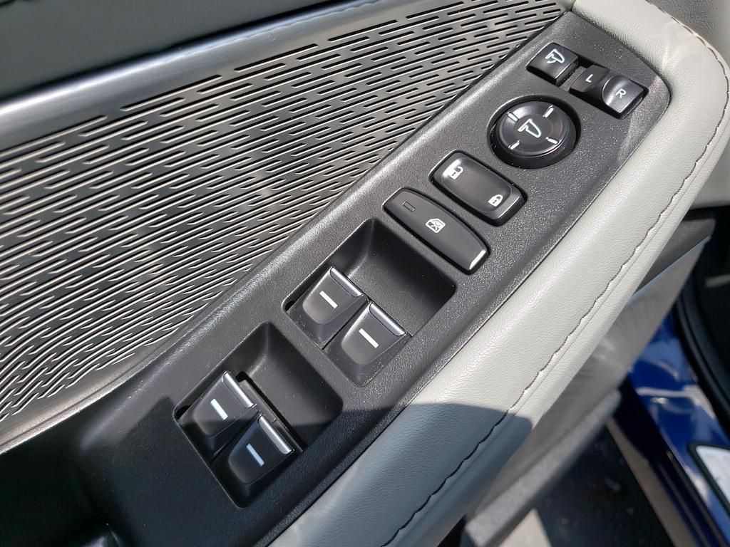 Used 2022 Acura MDX SH-AWD w/ Advance Package image 20