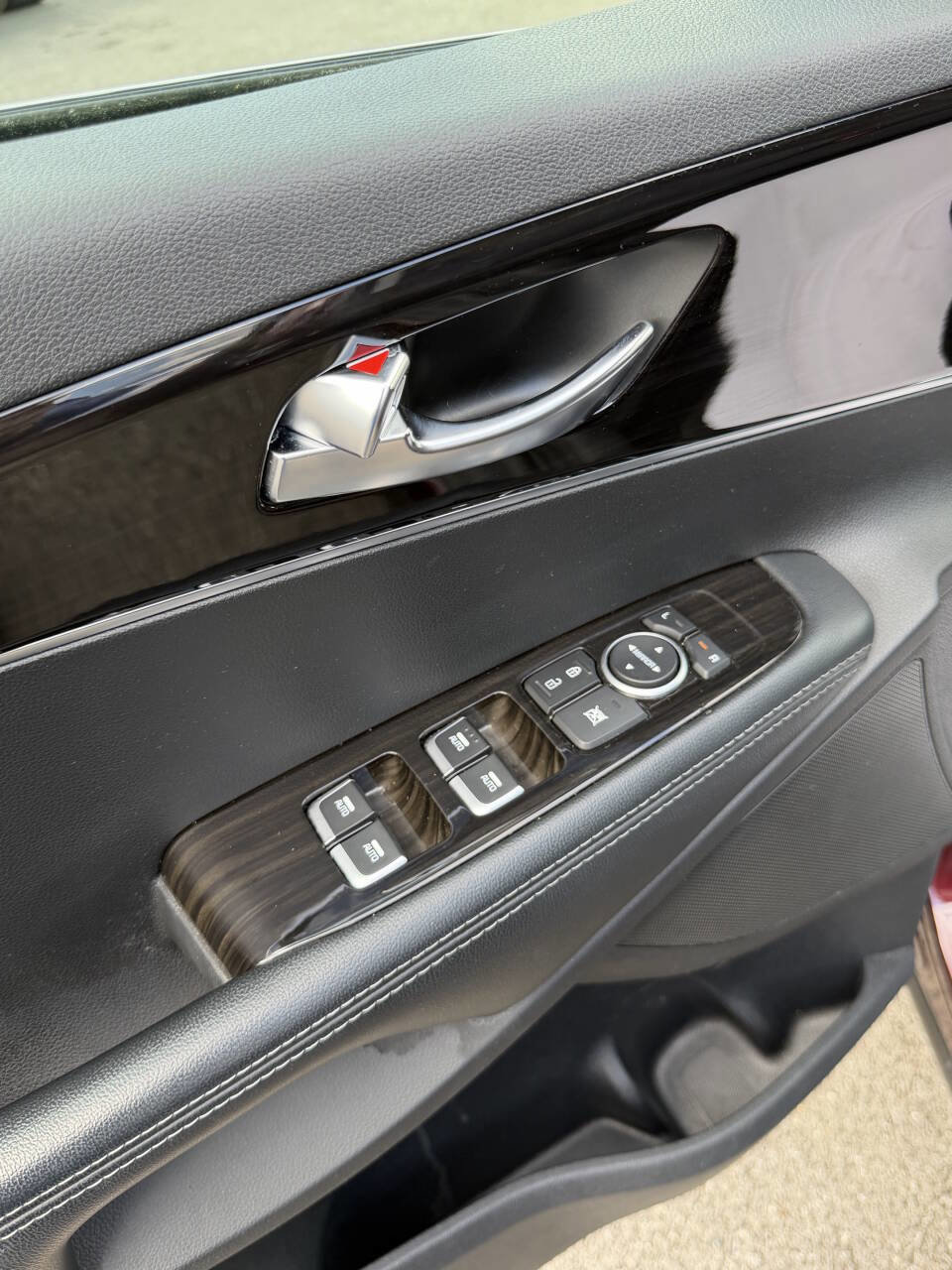 Used 2019 Kia Sorento S image 22