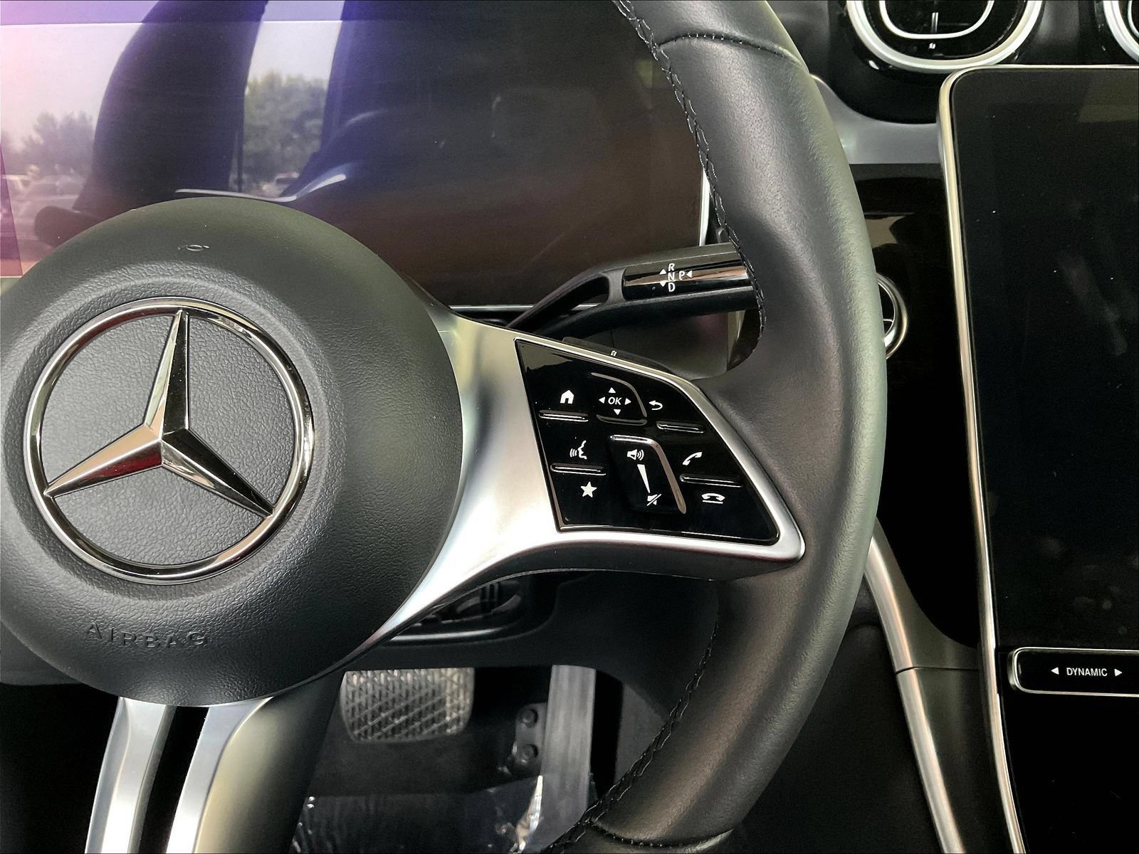 Used 2024 Mercedes-Benz GLC 300 4MATIC image 14