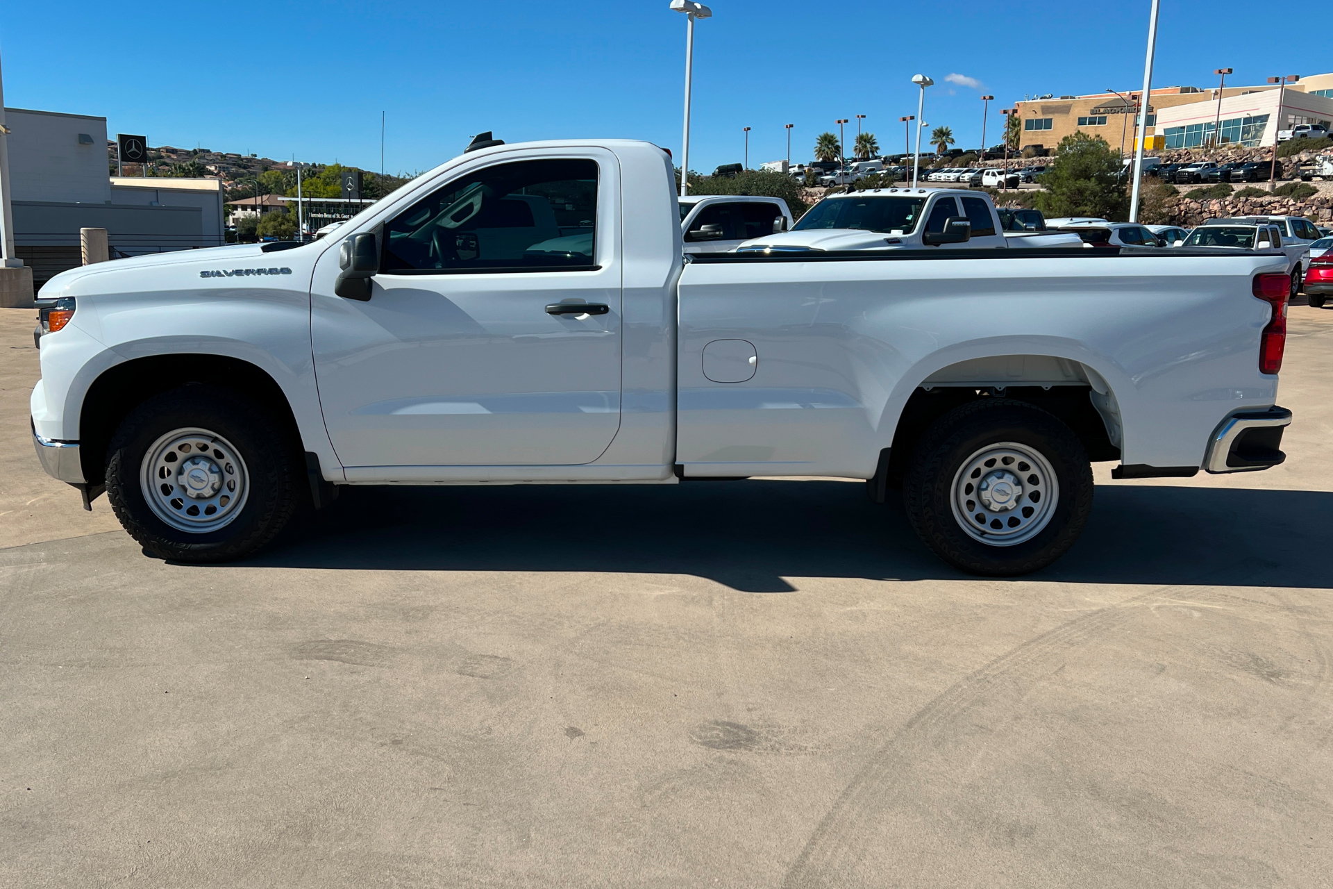Used 2026 Chevrolet Silverado 1500 W/T w/ Trailering Package RWD image 2